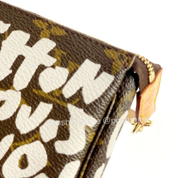 Limited Edition Louis Vuitton - Picture 6 of 11